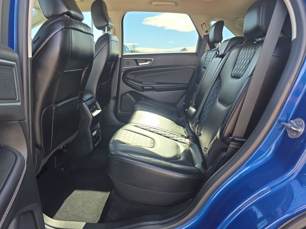 Used 2024 Ford Edge Titanium image 25