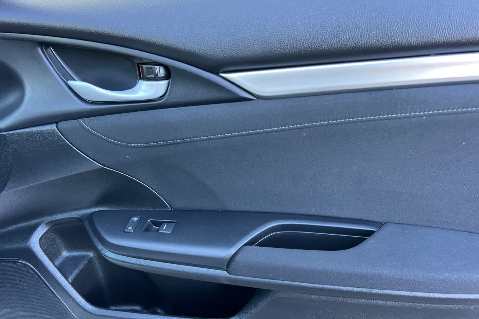 Used 2018 Honda Civic EX image 17
