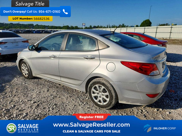 Used 2014 Hyundai Accent GLS FWD image 3