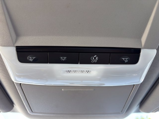 Used 2024 Nissan Altima 2.5 SV AWD/4WD image 26