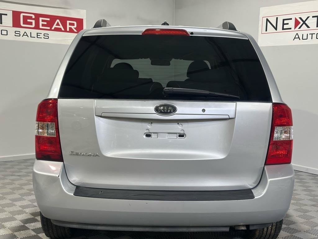 Used 2009 Kia Sedona FWD image 8