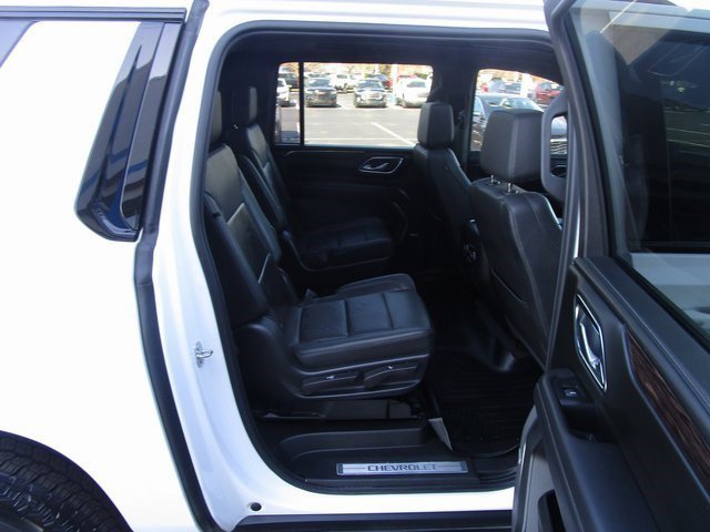 Certified 2023 Chevrolet Suburban Z71 w/ Luxury Package image 26