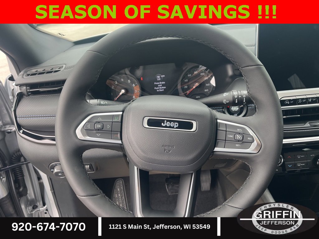 New 2025 Jeep Compass Latitude w/ Sun & Sound Group image 9