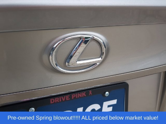Used 2016 Lexus RC 200t RWD image 12