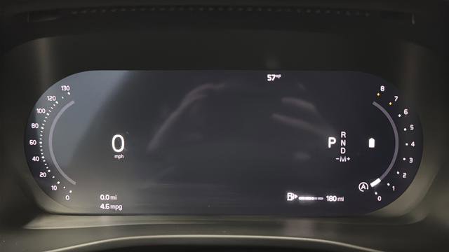 Used 2025 Volvo XC40 B5 Core w/ Protection Package Premier AWD/4WD image 17