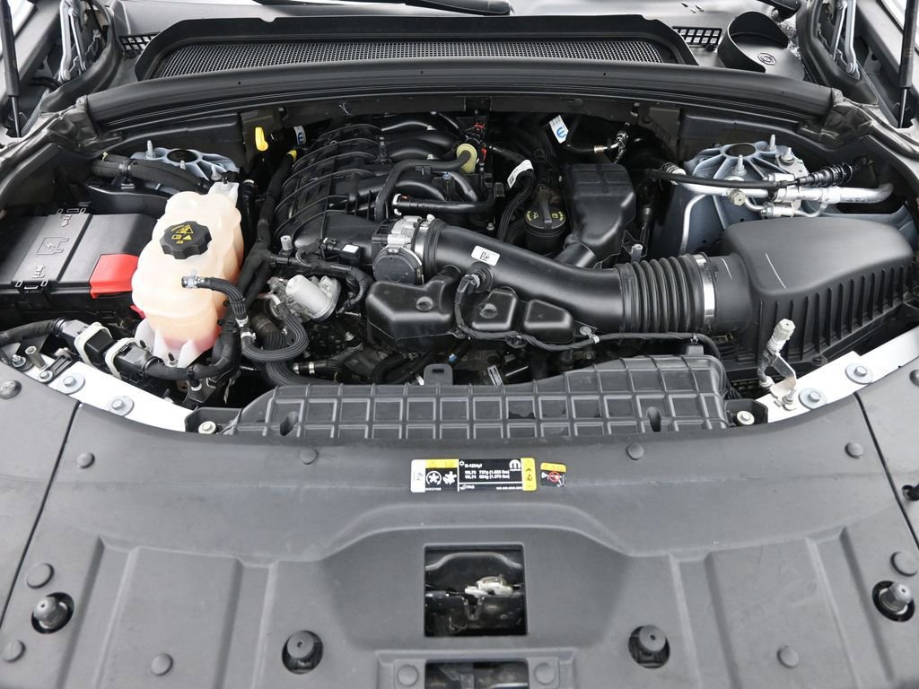 Used 2024 Jeep Grand Cherokee Limited image 22