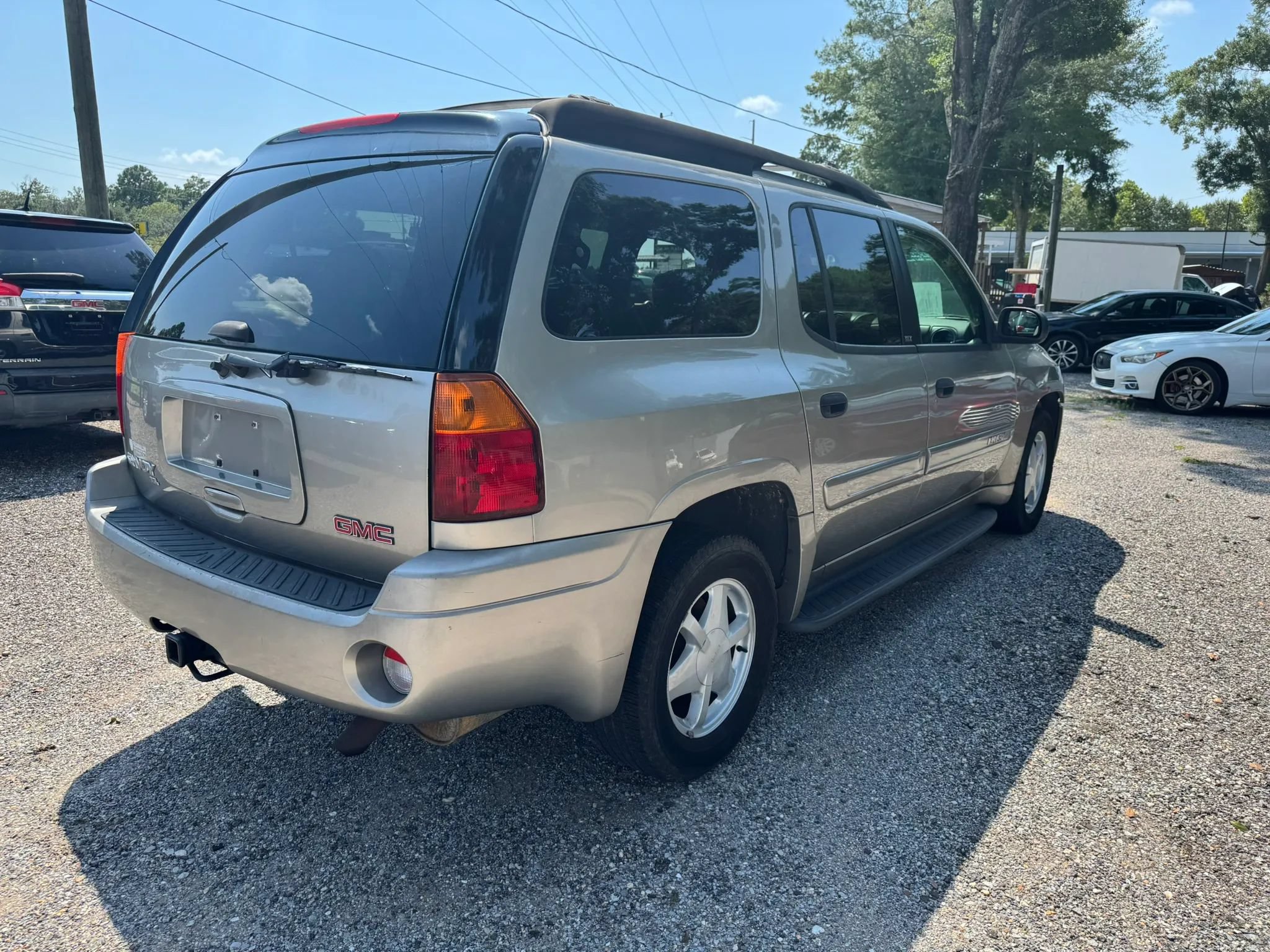 Used 2003 GMC Envoy XL SLE w/ 1SB Preferred Equipment Group AWD/4WD image 7
