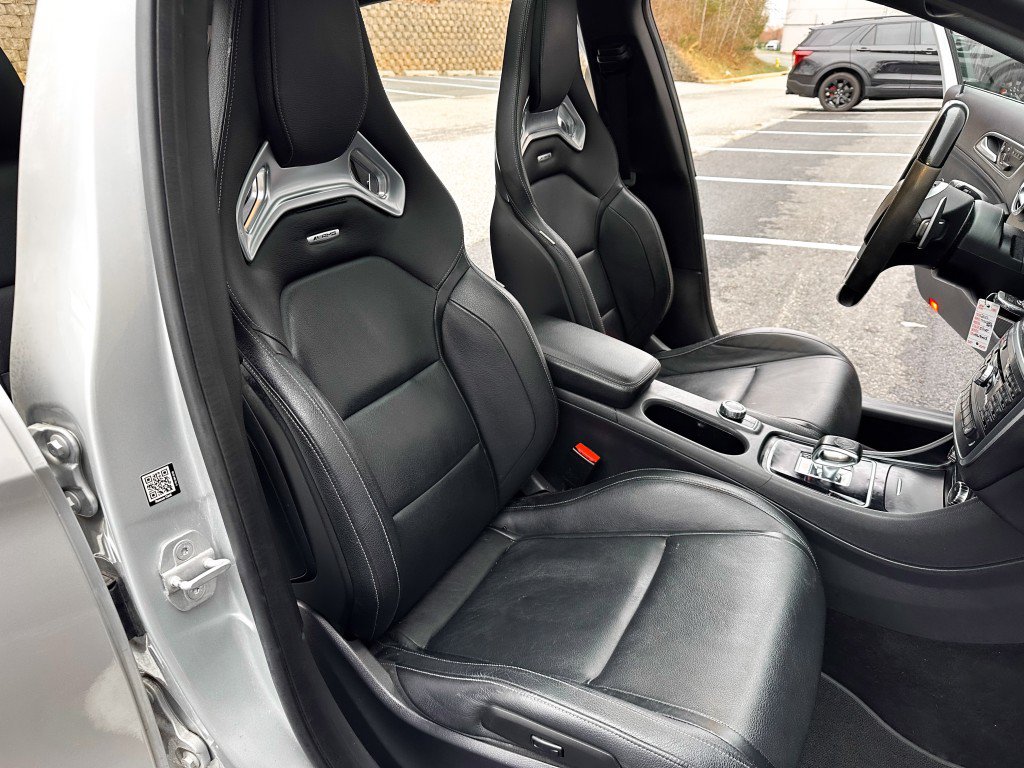 Used 2015 Mercedes-Benz GLA 45 AMG 4MATIC w/ Driver Assistance Package image 32