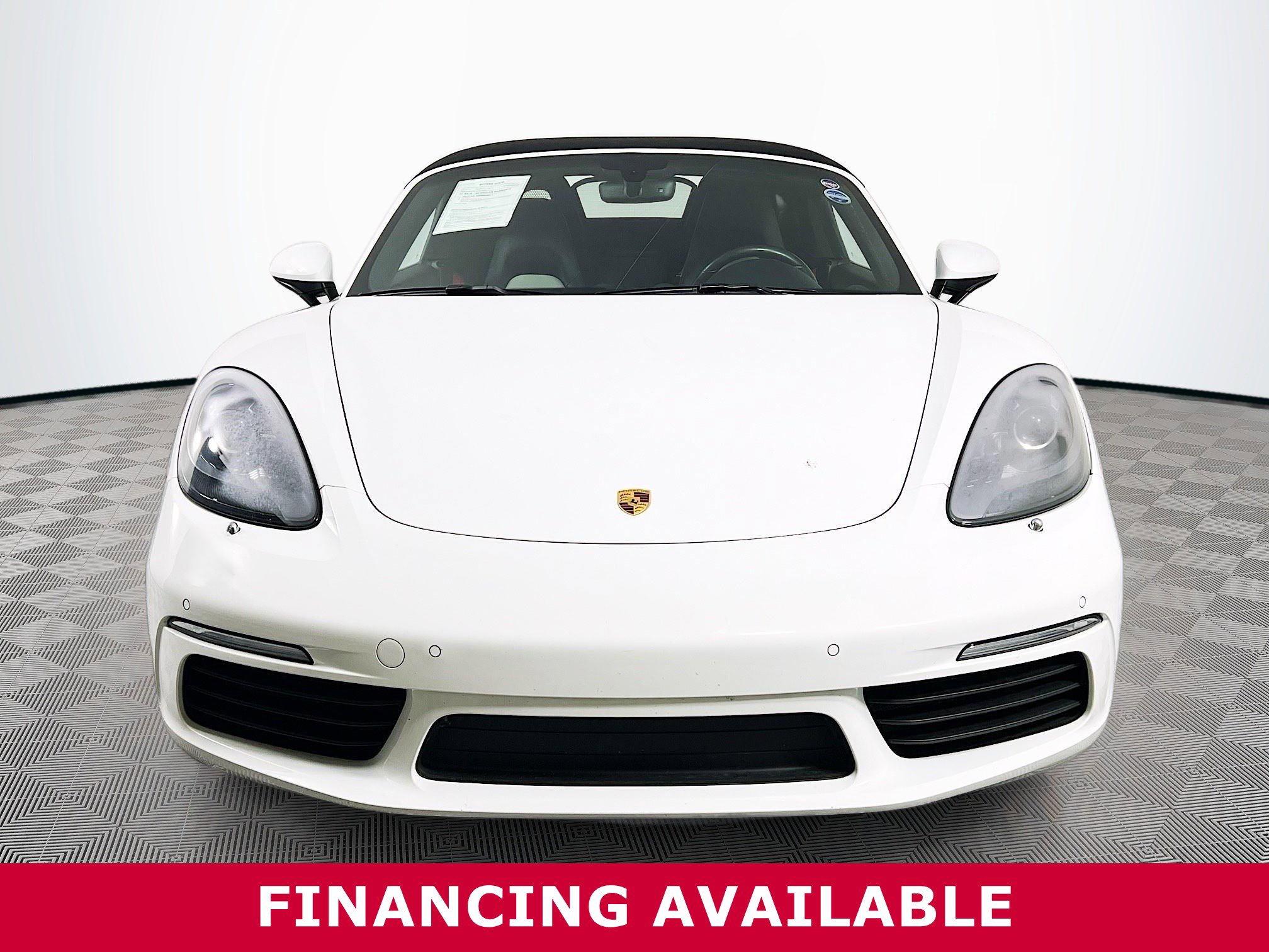 Used 2018 Porsche 718 Boxster S image 21