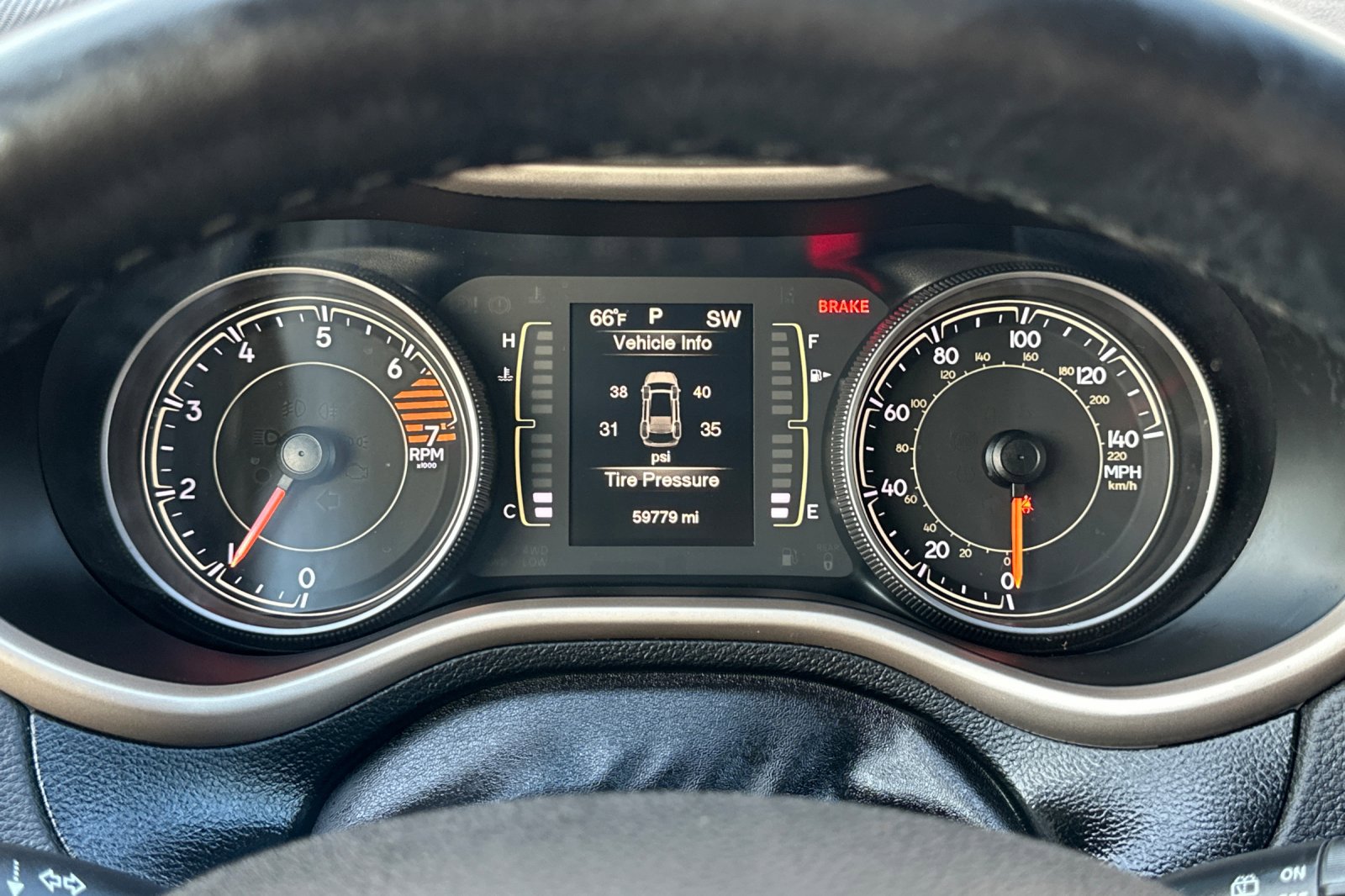 Used 2017 Jeep Cherokee Latitude image 39