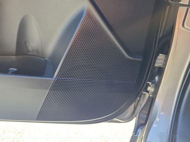 Used 2017 Toyota Corolla LE image 16