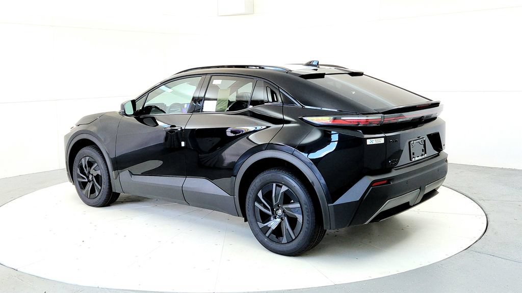 New 2026 Toyota C-HR AWD/4WD image 4