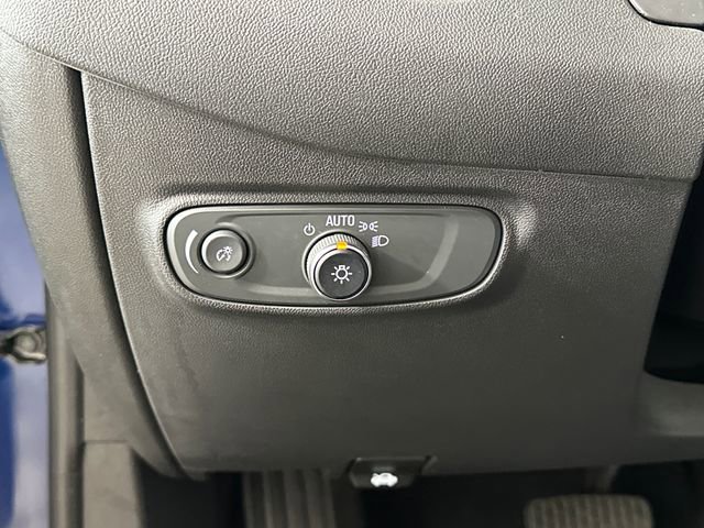 Used 2022 Chevrolet Equinox LT image 19