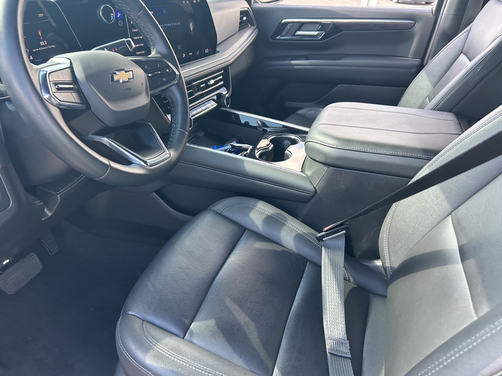 Used 2025 Chevrolet Tahoe LT AWD/4WD image 12