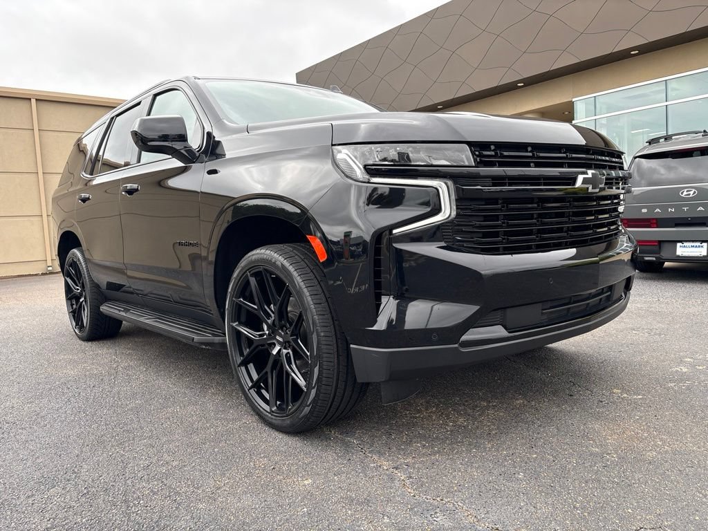 Used 2023 Chevrolet Tahoe RST AWD/4WD image 3
