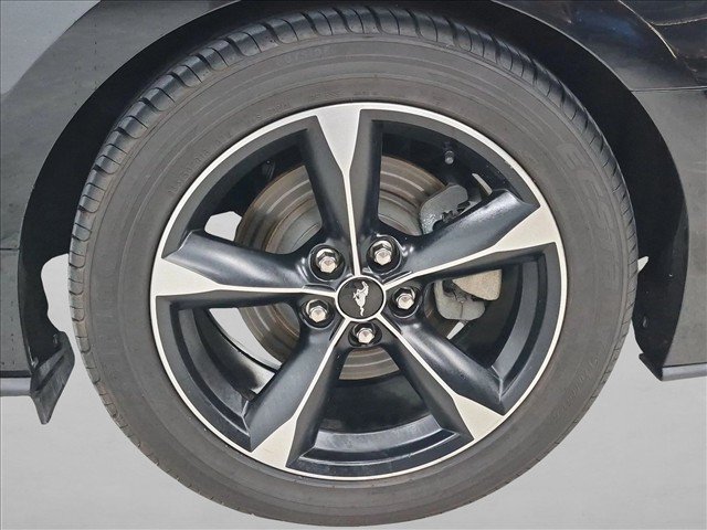 Used 2020 Ford Mustang Coupe w/ Equipment Group 101A RWD image 22