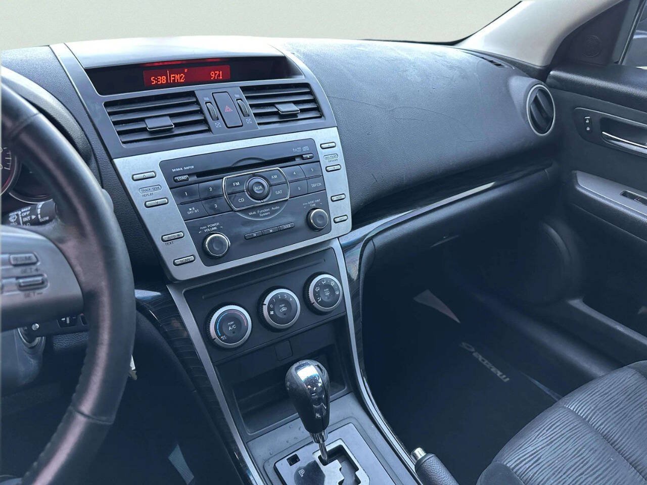 Used 2010 MAZDA MAZDA6 i Touring FWD image 11