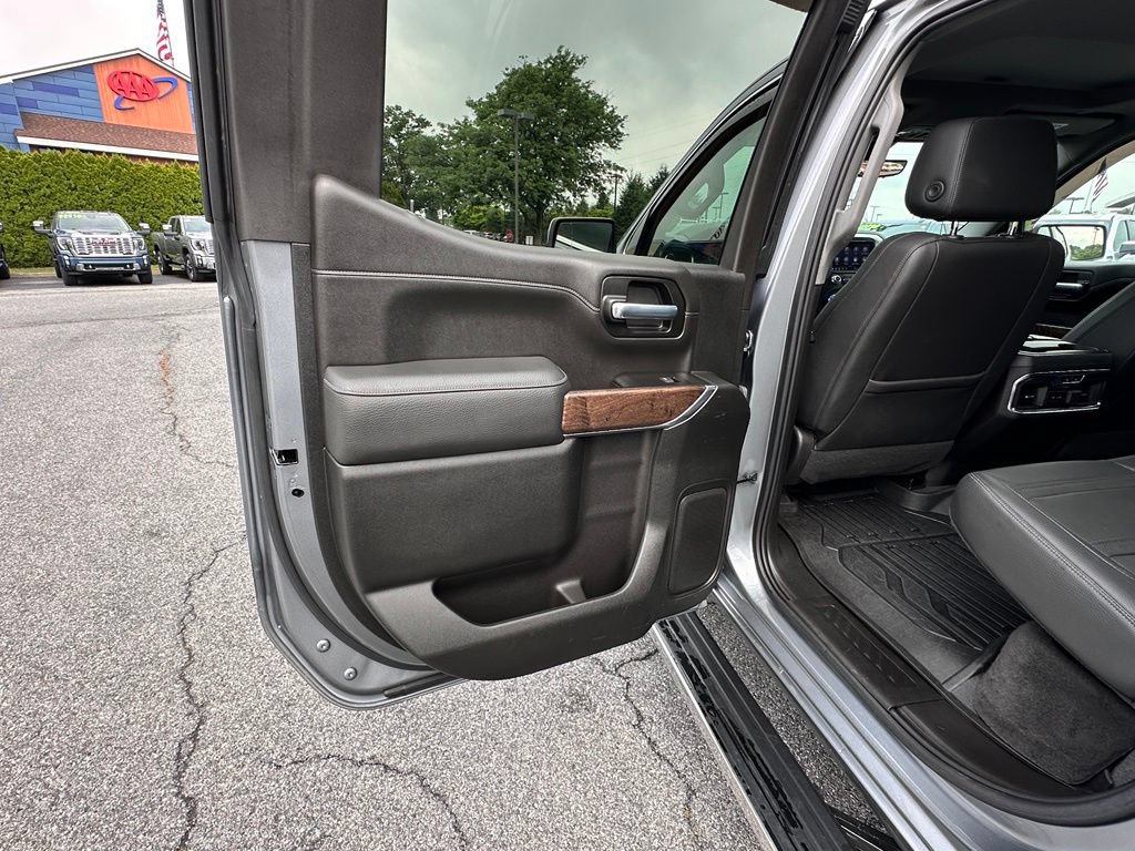 Used 2021 GMC Sierra 1500 Denali w/ Denali Ultimate Package AWD/4WD image 27