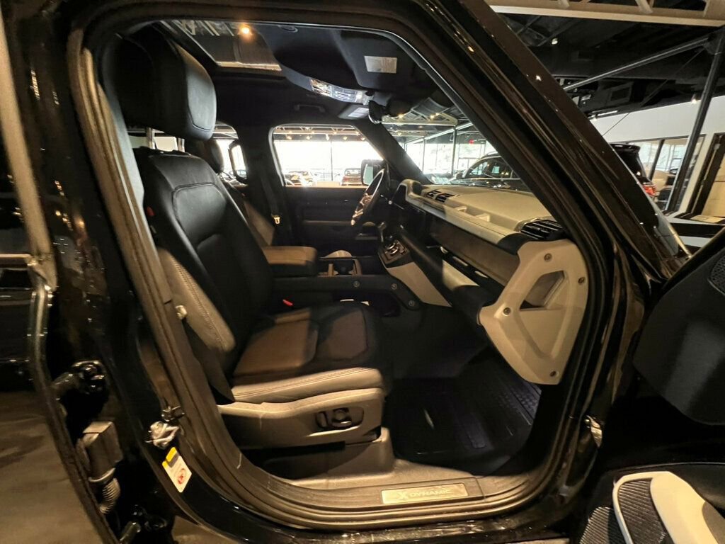 Used 2023 Land Rover Defender 110 X-Dynamic SE image 16