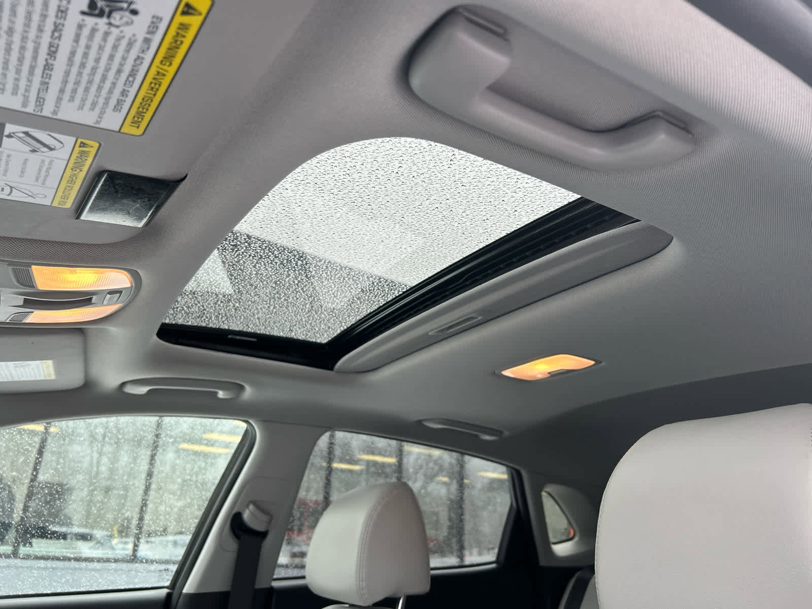 Used 2022 Hyundai Kona Limited image 26