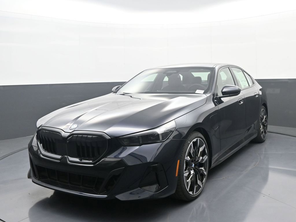 New 2026 BMW 550e xDrive