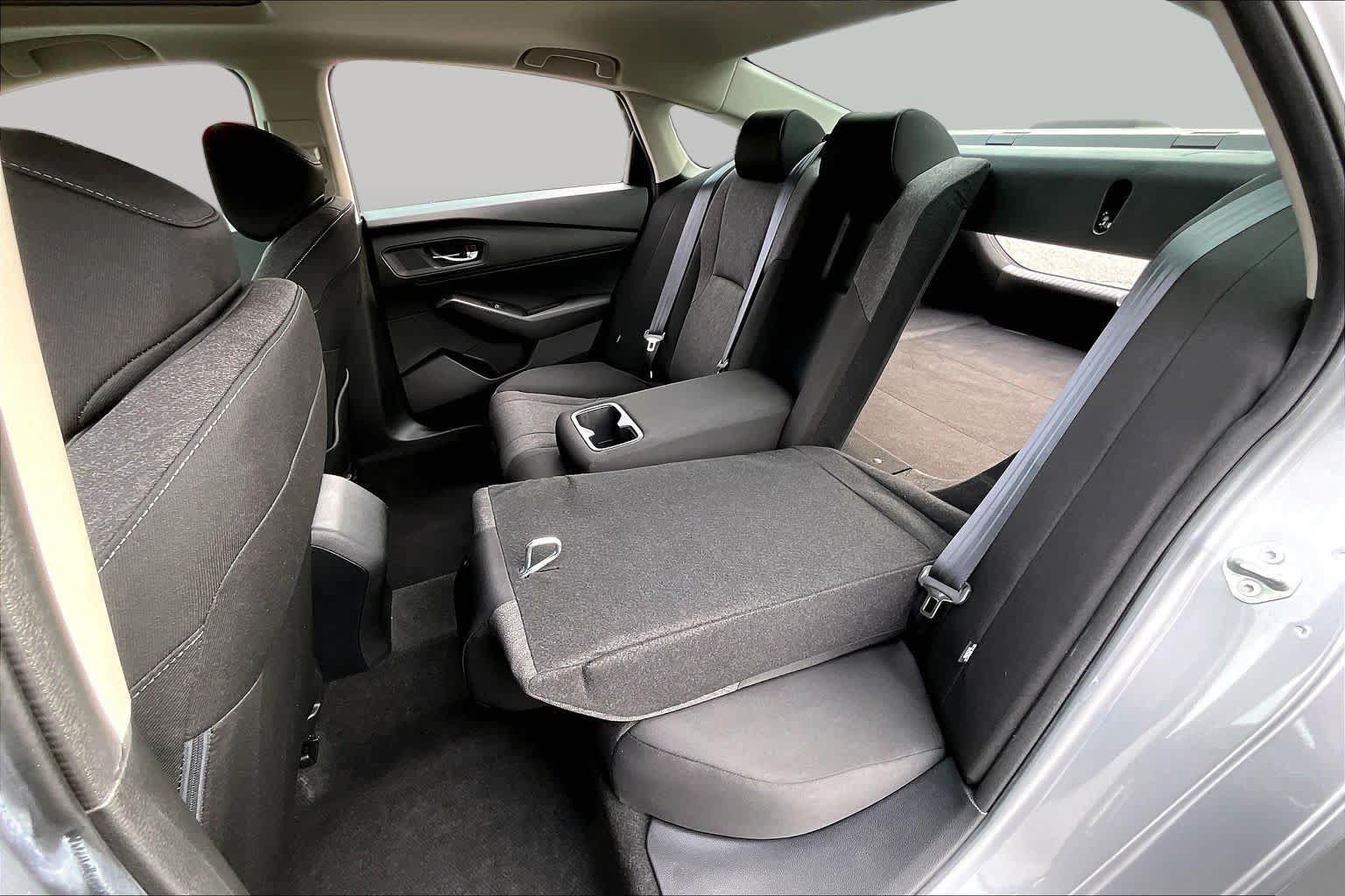 Used 2023 Honda Accord EX image 19