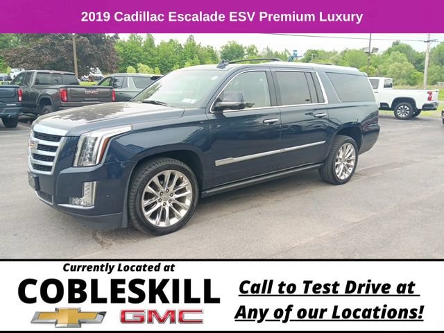 Used 2019 Cadillac Escalade ESV Premium Luxury AWD/4WD image 9