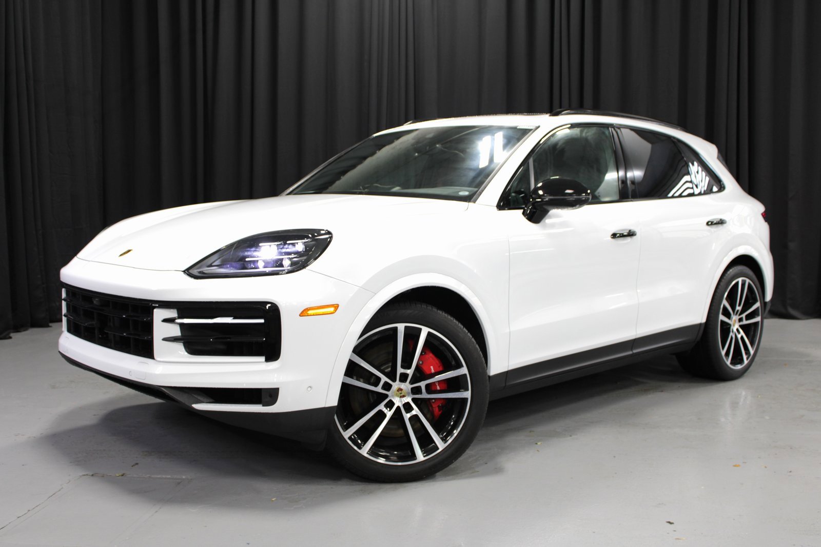 Certified 2024 Porsche Cayenne S