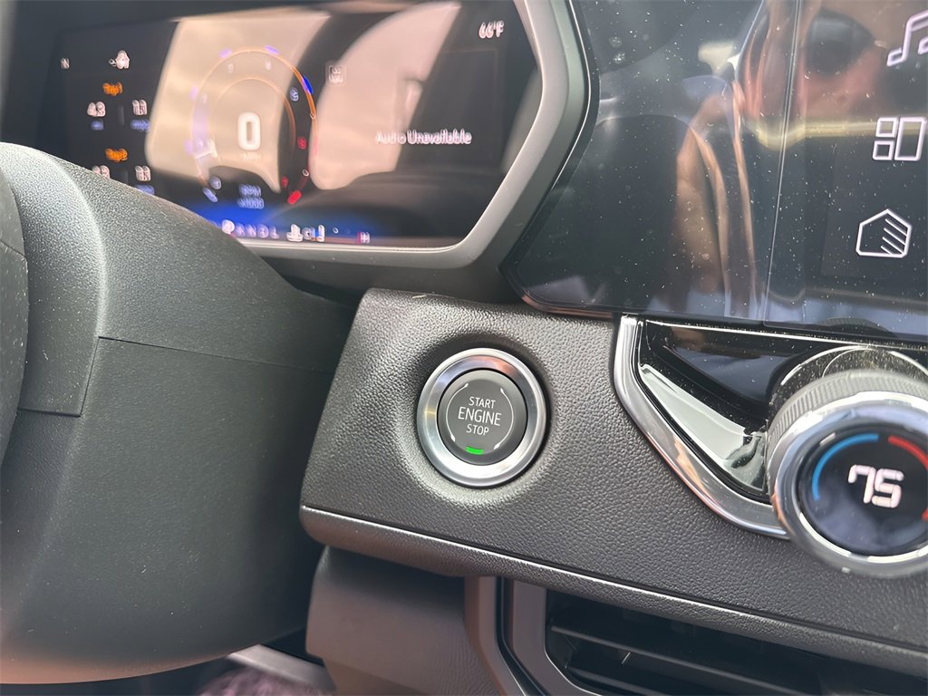 Used 2025 Chevrolet Colorado Trail Boss w/ Midnight Edition image 19