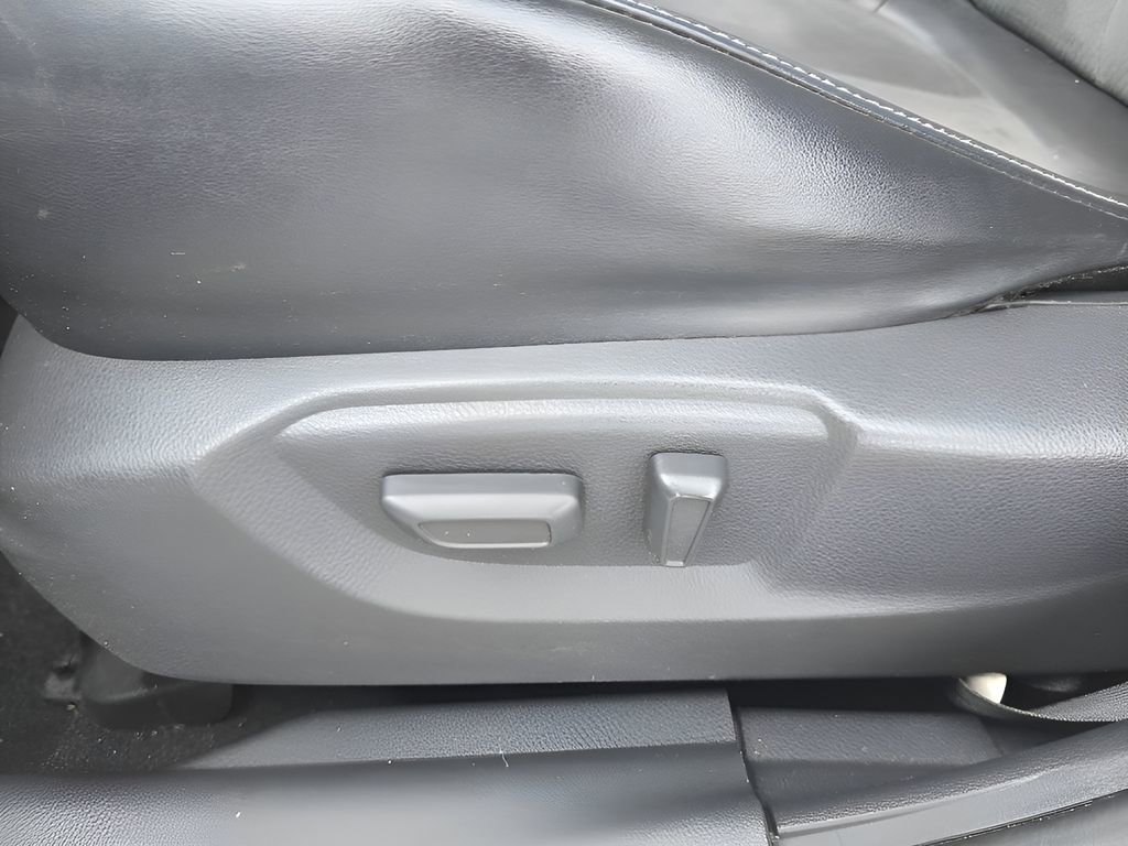 Used 2022 Mitsubishi Eclipse Cross SE image 16