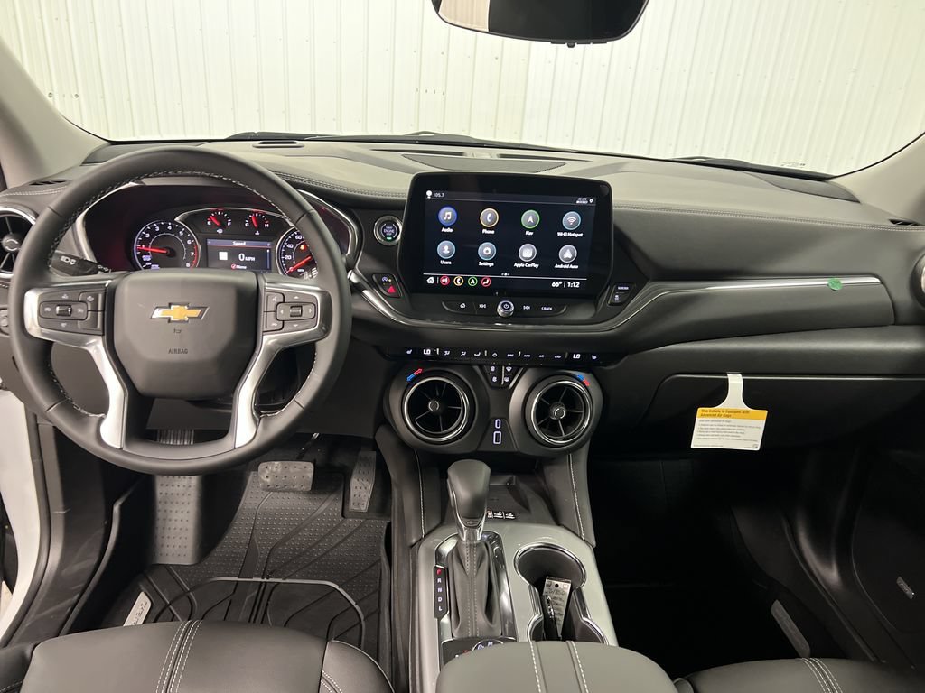 New 2026 Chevrolet Blazer LT w/ Sound & Technology Package AWD/4WD image 16