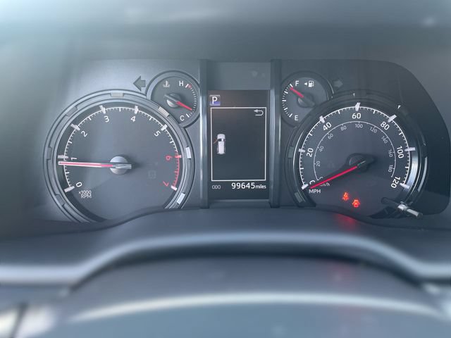 Used 2022 Toyota 4Runner SR5 Premium w/ Moonroof Package AWD/4WD image 20