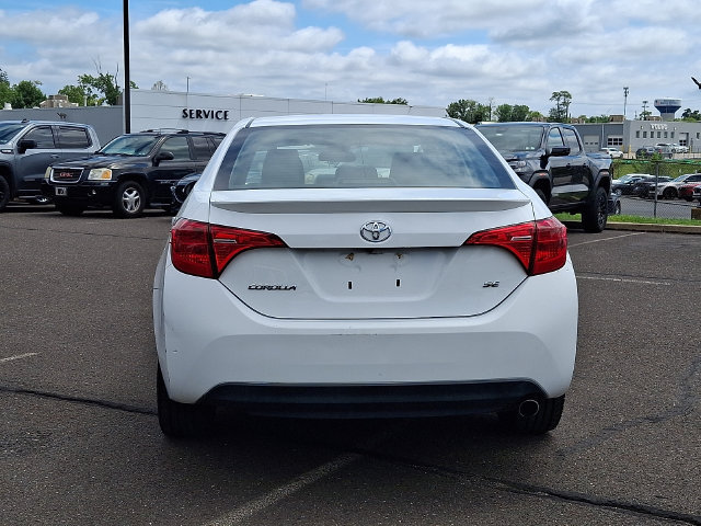 Used 2018 Toyota Corolla SE FWD image 5