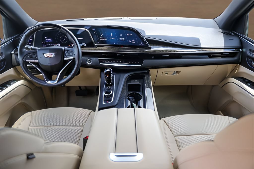 Certified 2023 Cadillac Escalade Premium Luxury w/ Performance Package AWD/4WD image 27
