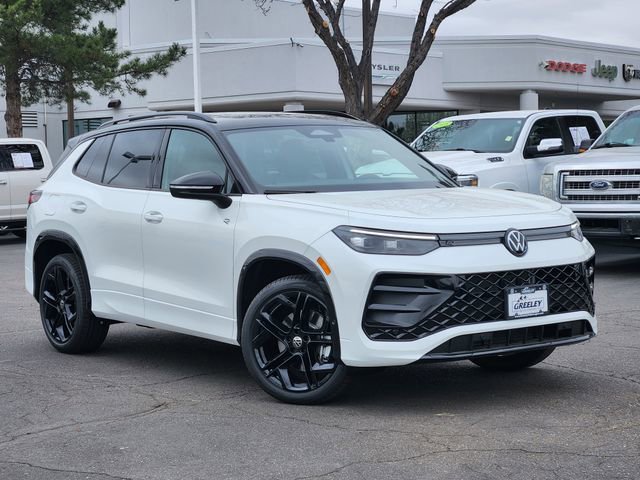 New 2026 Volkswagen Tiguan SE R-Line image 1