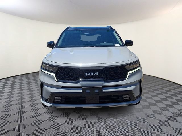 Certified 2023 Kia Sorento SX FWD image 2