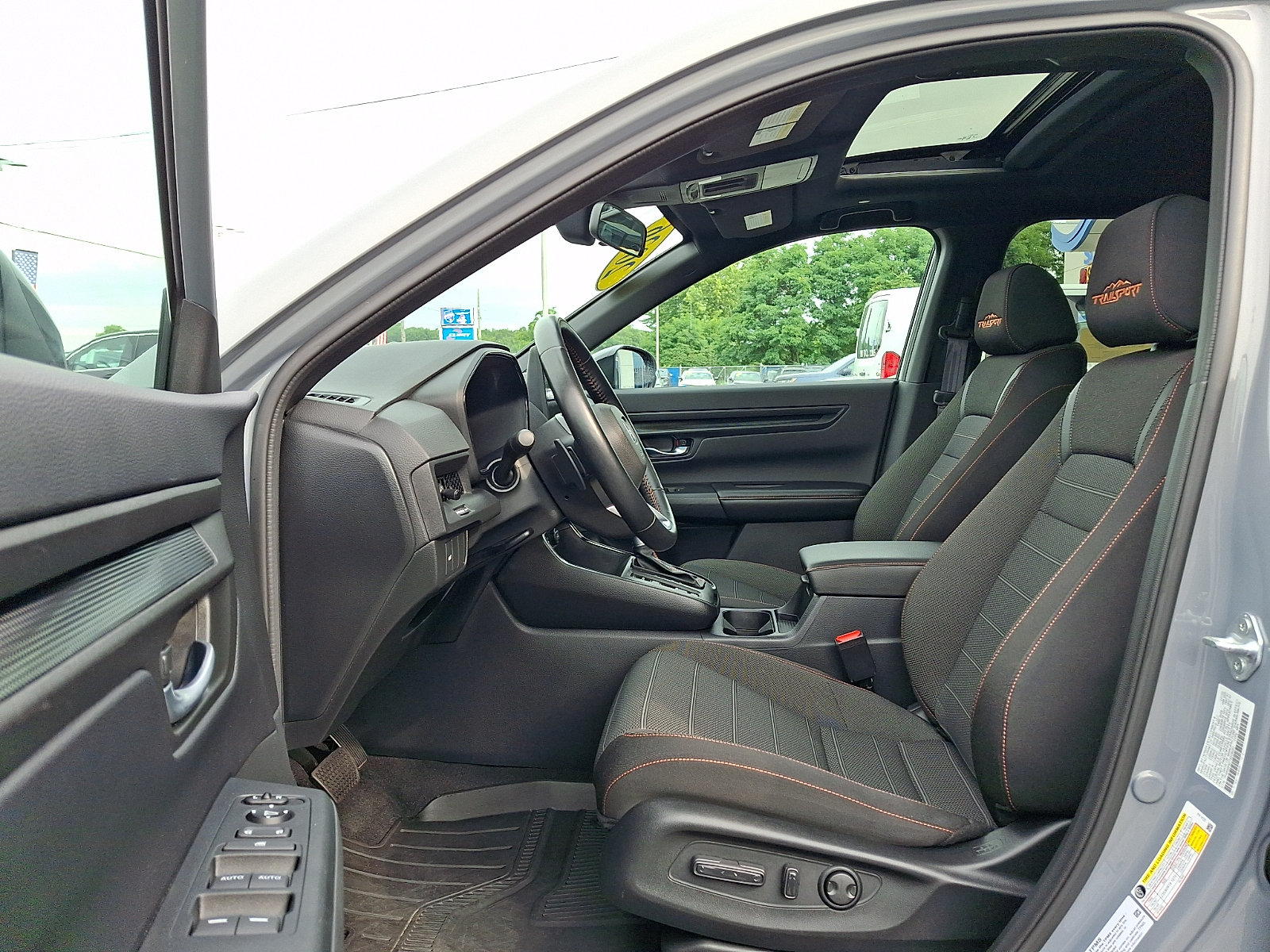 Used 2026 Honda CR-V TrailSport image 14