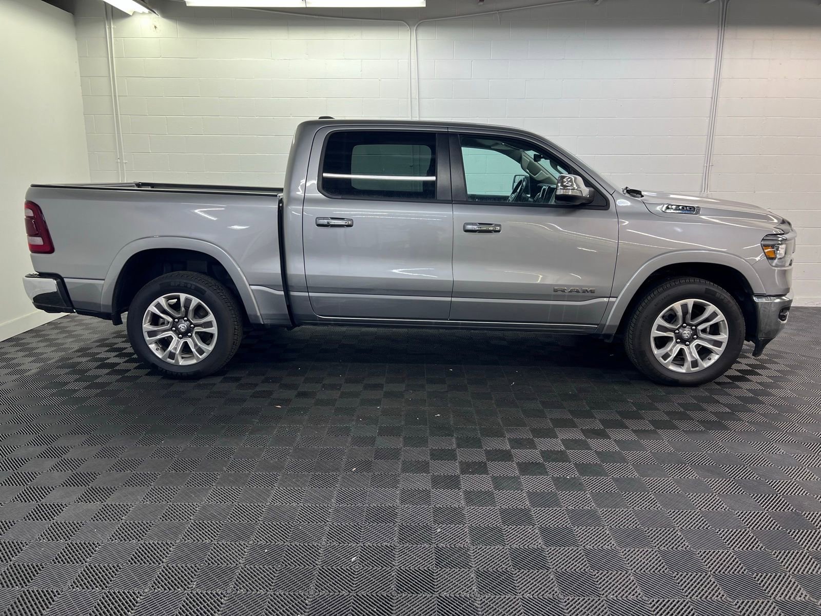 Used 2022 RAM 1500 Laramie image 3