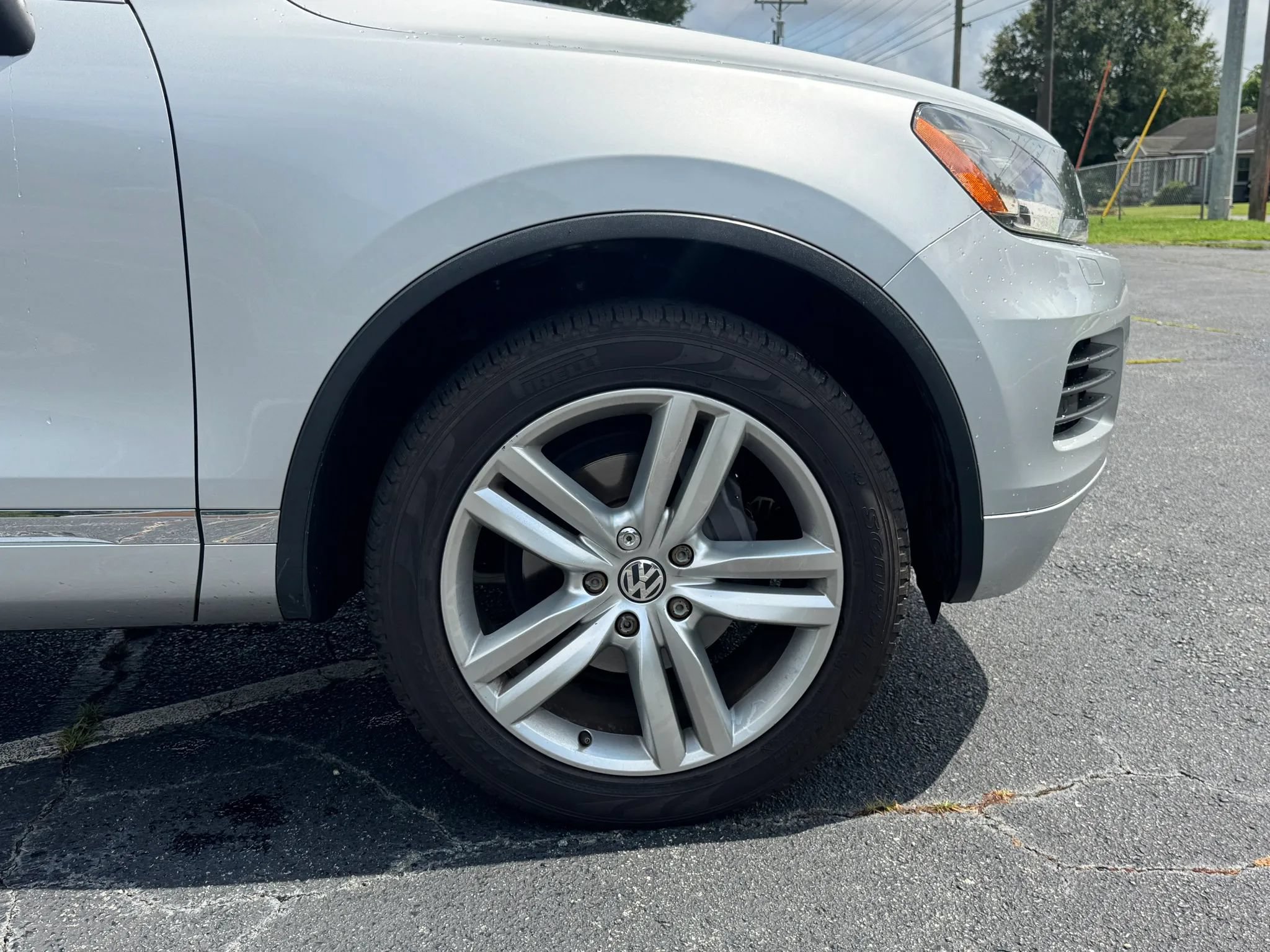 Used 2013 Volkswagen Touareg VR6 AWD/4WD image 8