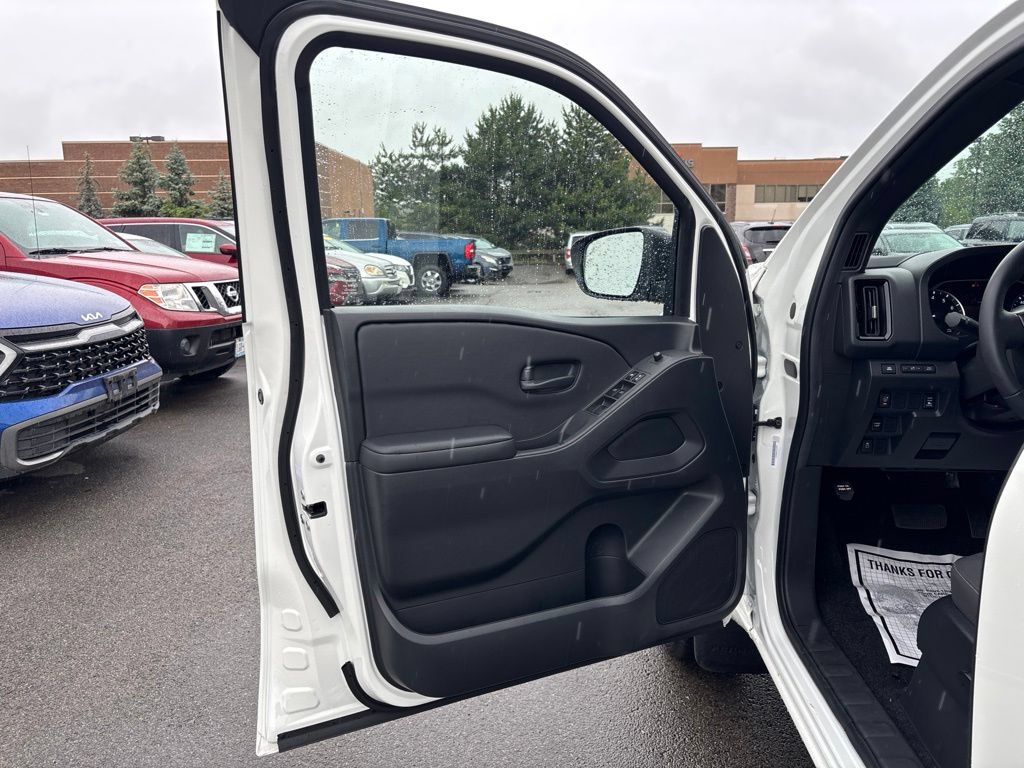 Certified 2026 Nissan Frontier SV w/ SV Convenience Package AWD/4WD image 13