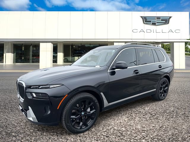 Used 2023 BMW X7 xDrive40i w/ Premium Package image 1