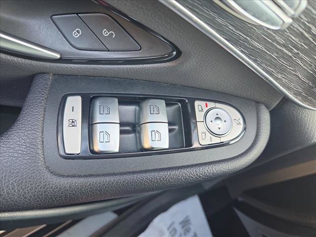 Used 2020 Mercedes-Benz GLC 300 image 11