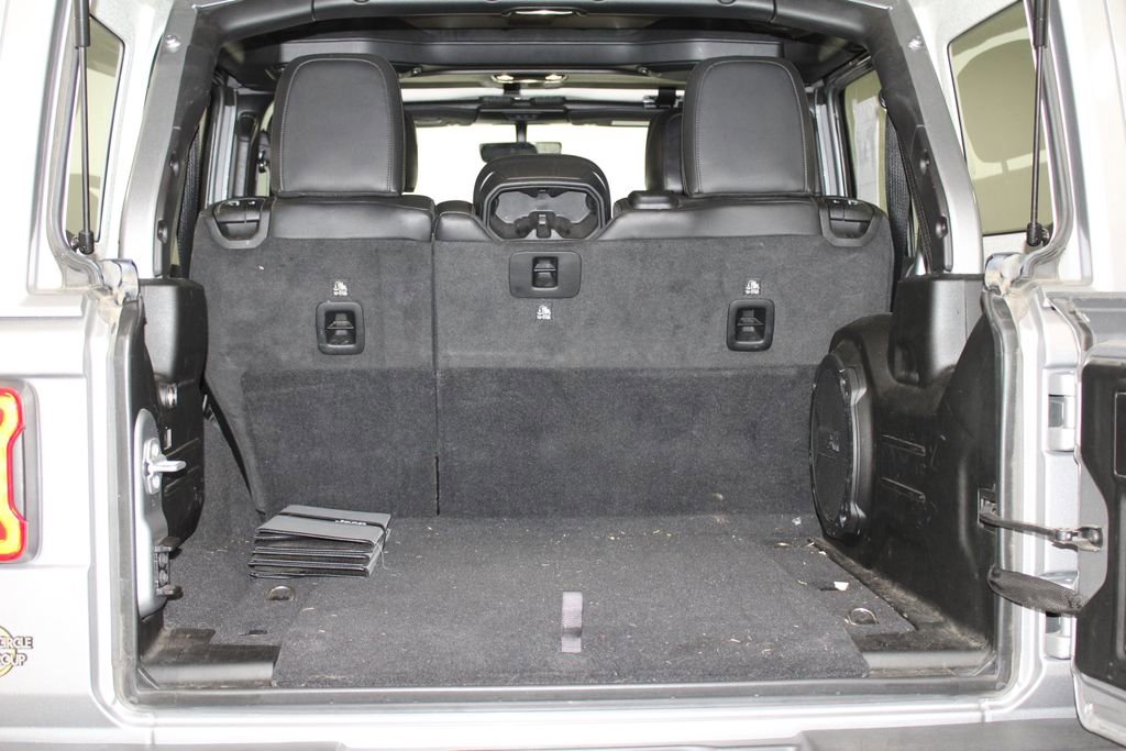 Used 2021 Jeep Wrangler Unlimited Rubicon image 16