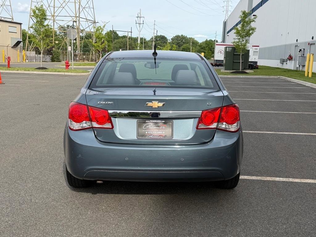 Used 2012 Chevrolet Cruze LT FWD image 6