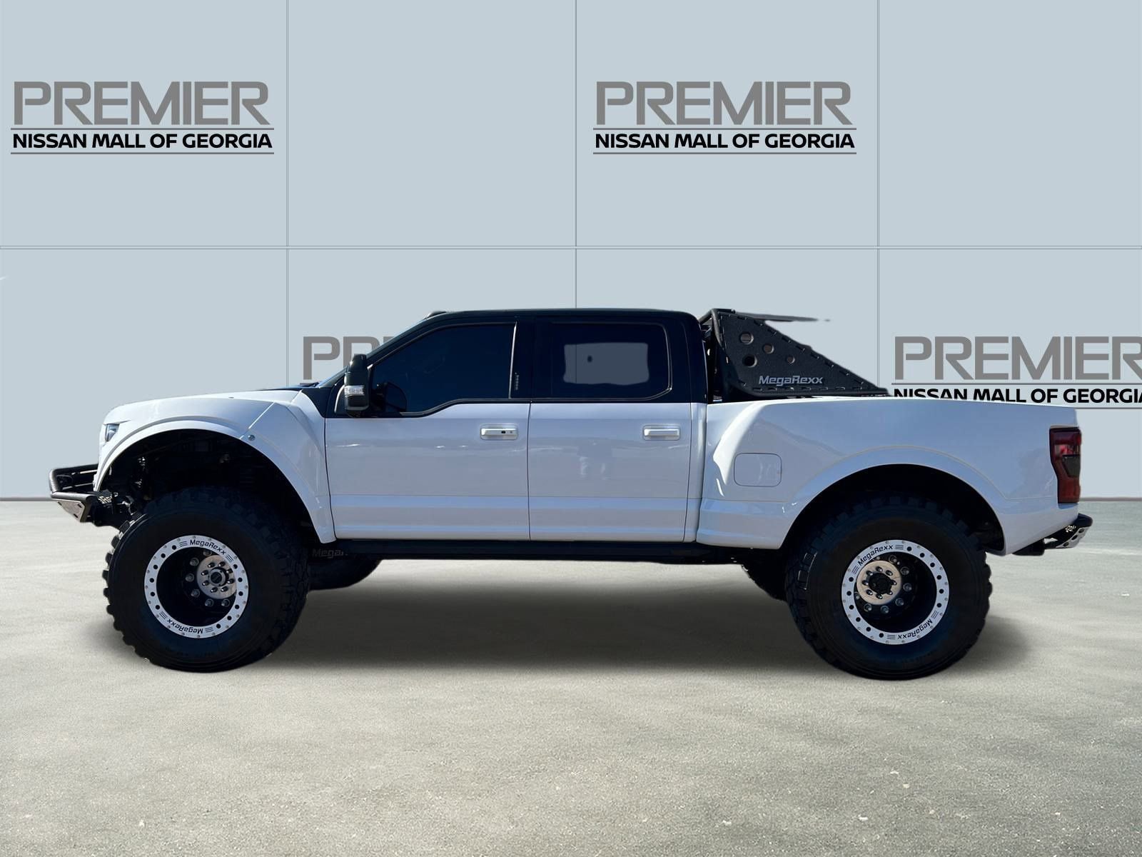 Used 2019 Ford F350 Lariat w/ Lariat Ultimate Package AWD/4WD image 8