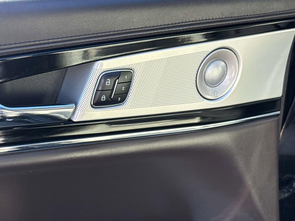 Used 2022 Lincoln Nautilus Black Label w/ Class II Trailer Tow Package image 22