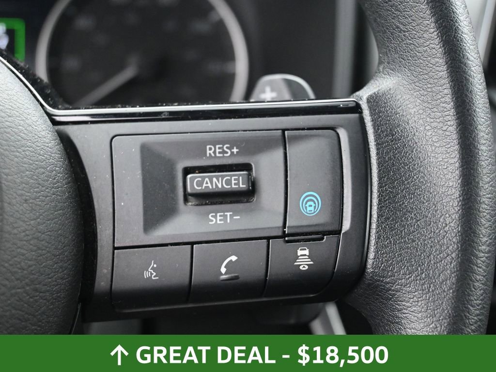 Used 2023 Nissan Rogue SV image 26