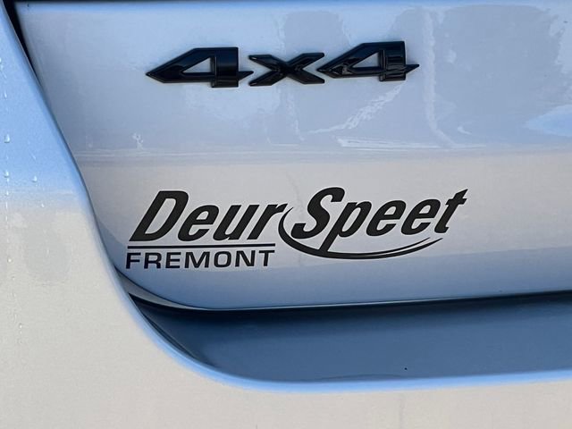 Used 2024 Jeep Grand Cherokee L Limited w/ Luxury Tech Group II image 2