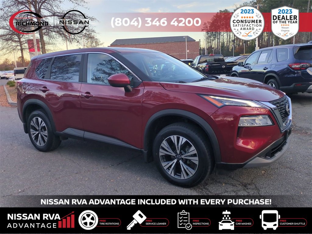 Used 2023 Nissan Rogue SV image 3