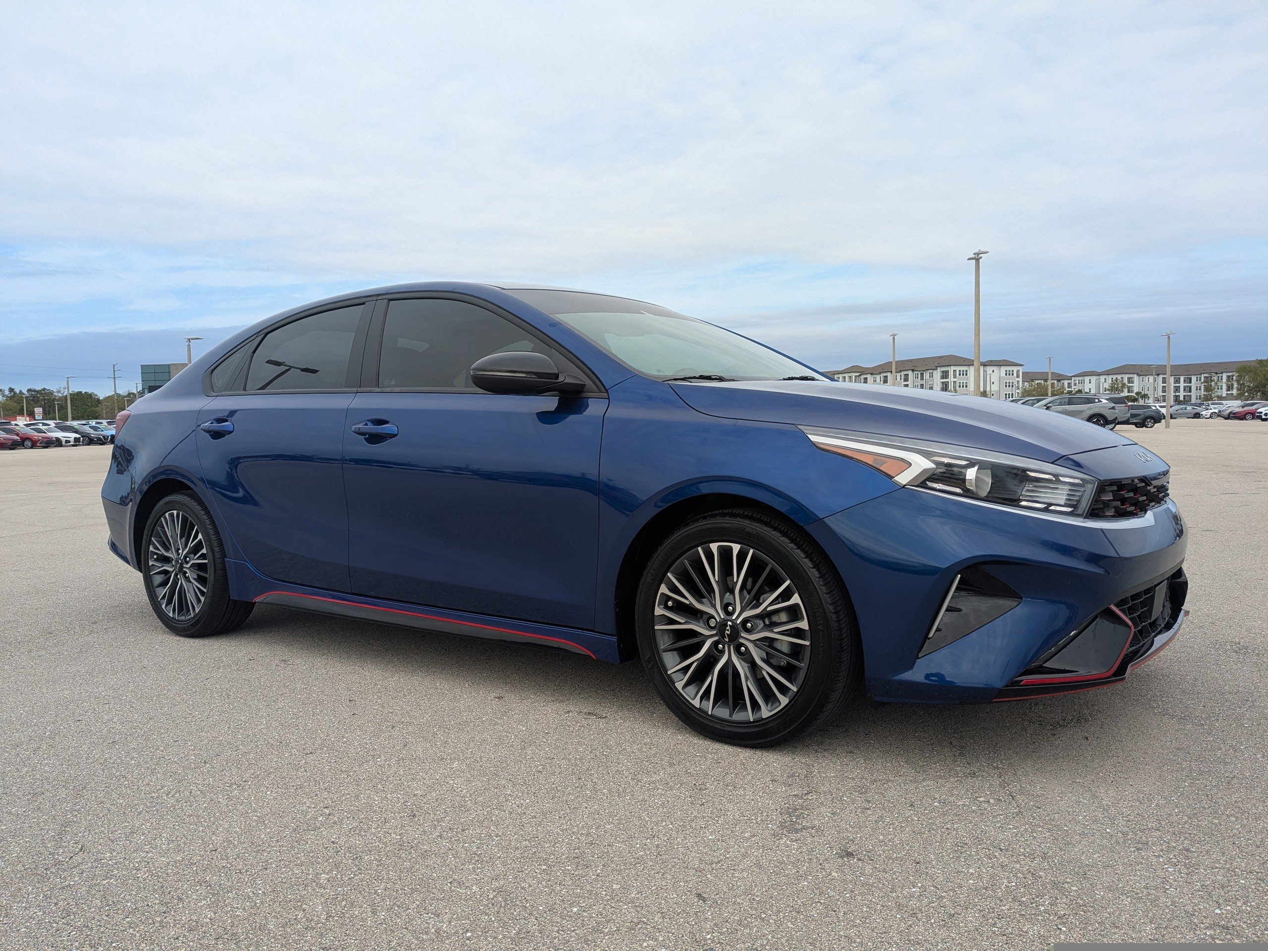 Used 2024 Kia Forte GT-Line w/ GT-Line Premium Package image 2